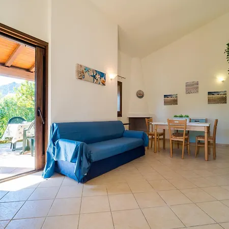 Alpehytte Peschiera 11 - Klodge San Teodoro (Sardinia)